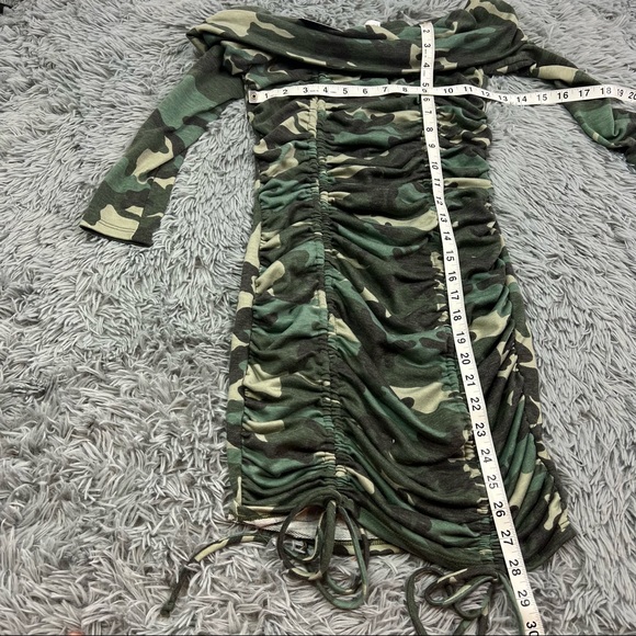 Never Blend In Camo off Shoulder Midi Dress XS NWT - Picture 4 of 7